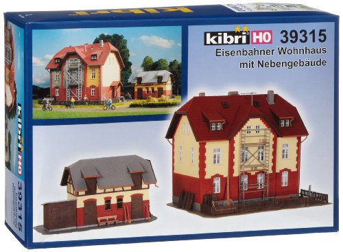 Kibri 39315 - H0 Eisenbahner Wohnhaus mit Nebengebäude