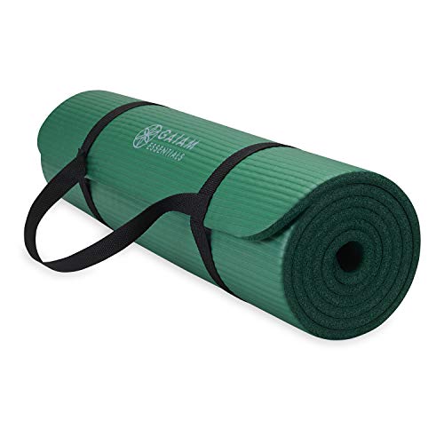Gaiam Essentials, dicke Yogamatte, Fitness- und Trainingsmatte mit leicht zu verwendendem Yogamatten-Tragegurt, 183 cm L x 61 cm B x 1 cm dick, Grün