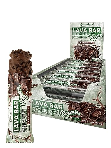 IronMaxx Vegan Lava Bar veganer Proteinriegel - Chocolate Fudge 18 x 40g | High-Protein-Bar mit cremigem Kern und Soja-Crispies | zuckerreduzierter veganer Eiweißriegel ohne Palmöl