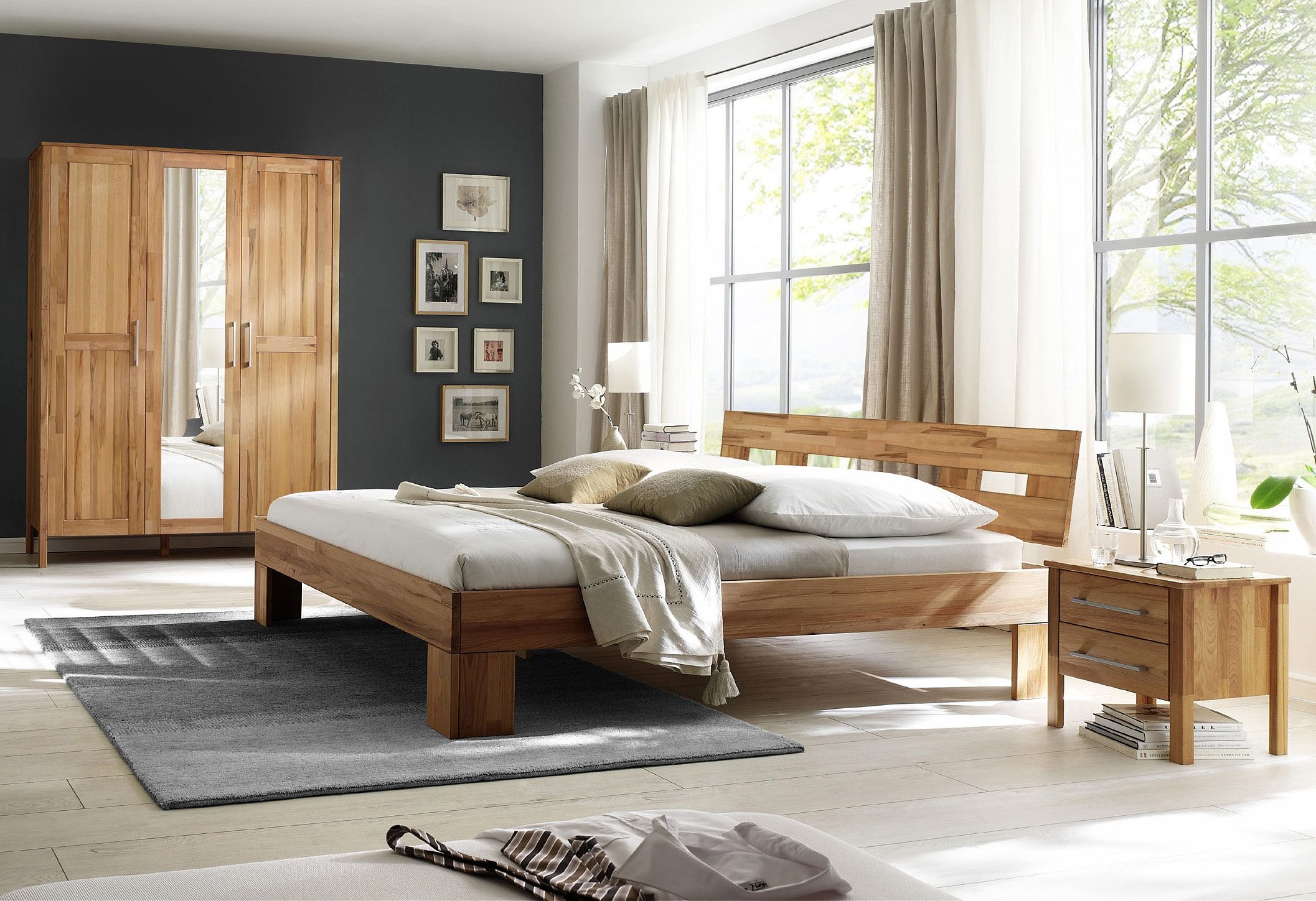 Home affaire Schlafzimmer-Set "Modesty I", (Set, 4 St.), bestehend aus einem 140 cm Bett, 3-türigem Schrank