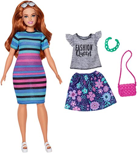 Barbie FJF69 Fashionistas Puppe + Mode Geschenkset im bunt gestreiften T-Shirt Kleid mit Sonnenbrille