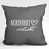 HUURAA! Kissen Norderney verliebt Deko Kopfkissen mit Füllung Steel Grey mit Namen deiner lieblings Insel Geschenkidee für Freunde und Familie
