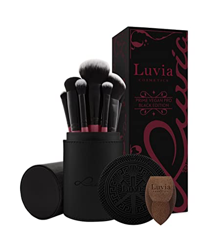 Luvia Cosmetics Kosmetikpinsel-Set Prime Vegan Moments, (10 tlg., 7 Make-up Pinsel für Gesicht und Augen mit Schwamm, Reinigungspad und Pinselhalter)