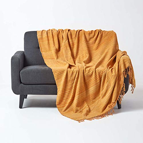 Homescapes Chenille-Tagesdecke, rost-orange, Wohndecke 220 x 240 cm, Sofaüberwurf/Plaid aus 100% Baumwolle mit Fransen, orange gestreift