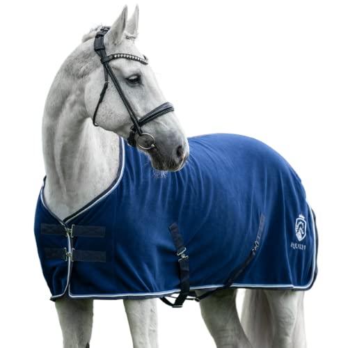 EQUILYX® Abschwitzdecke Pferd mit Kreuzgurten [perfekte Passform] Fleecedecke Stalldecke Transportdecke wärmend feuchtigkeitsabsorbierend atmungsaktiv (Royalblau, 125cm)
