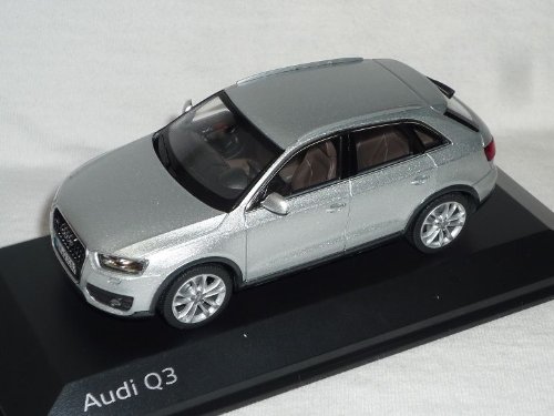 Schuco A-U-D-I Q3 Q 3 EIS Silber Ab 2011 1/43 Modell Auto Modellauto