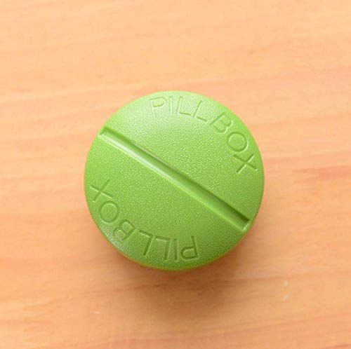 SMBAOFUL Kreativer grüner wöchentlicher Pillen-Organizer mit niedlichem Kapseldesign - Bleiben Sie organisiert mit diesem einzigartigen Pillenspender