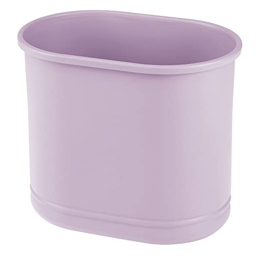 mDesign praktischer Mülleimer – ovaler Abfalleimer für Bad, Büro und Küche mit ausreichend Platz für den Müll – kleiner Papierkorb aus Metall – helles lila