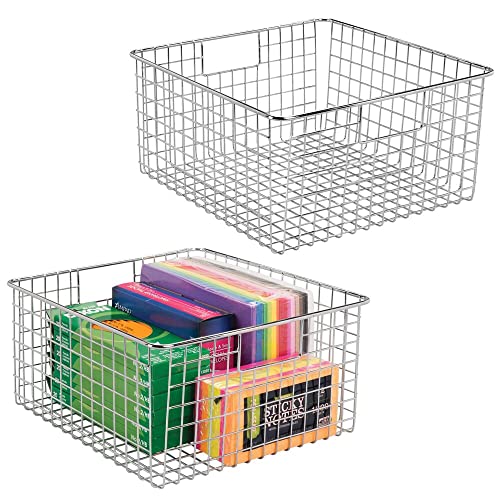 mDesign Schreibtisch Organizer mit Griffen – praktische Gitterbox aus Metall für Bürobedarf – moderner Drahtkorb fürs Arbeitszimmer – 2er-Set – silberfarben