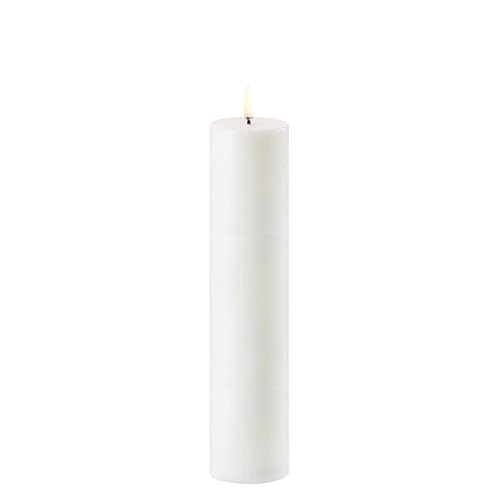 Uyuni Lighting, patentierte 3D-LED-Kerze mit flackernder Flamme, elegantes und minimalistisches Design, Wachsbasis – Pillar Nordic White, 4,8 x 25 cm.