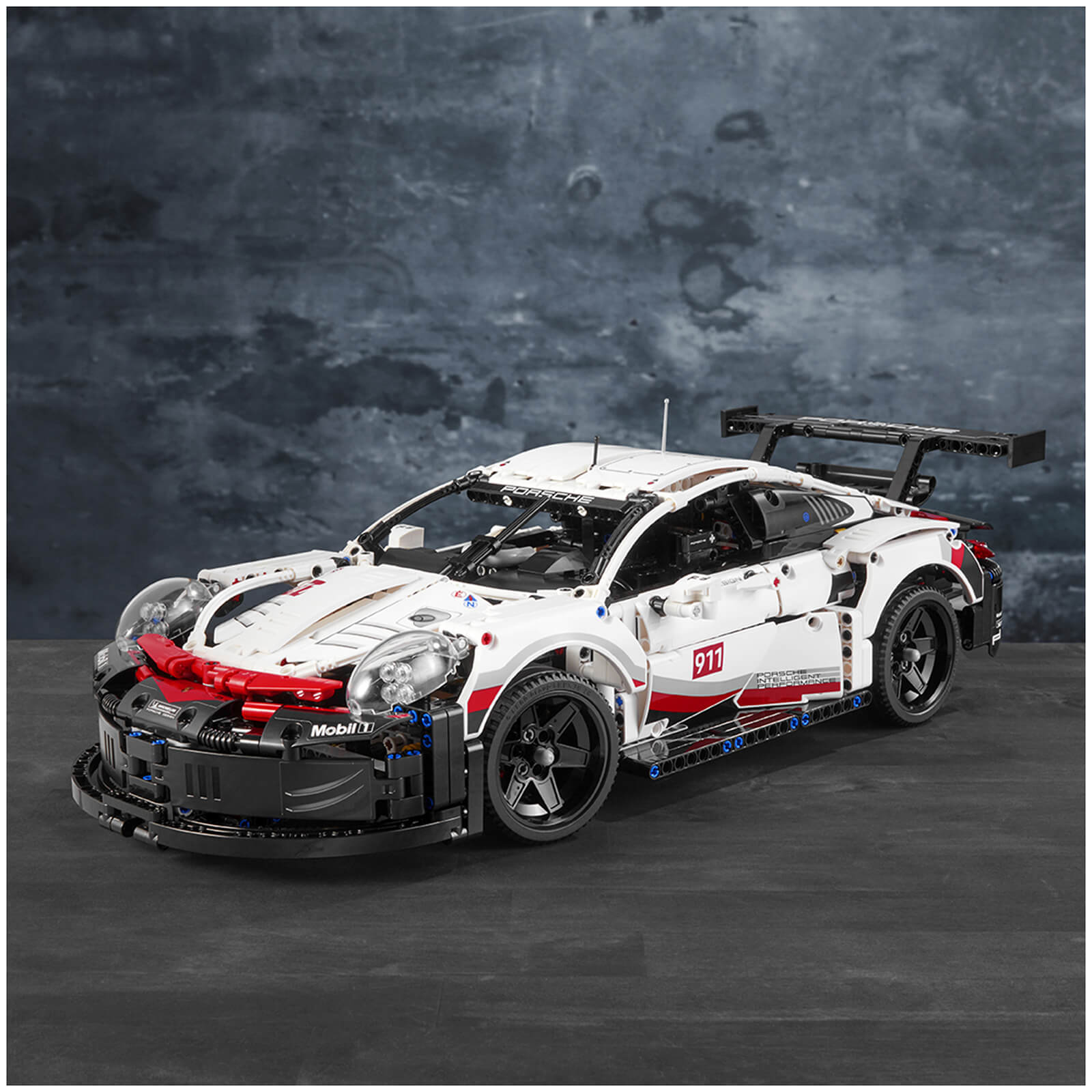 LEGO 42096 Technic Porsche 911 RSR, Rennauto Bausatz für Fortgeschrittene, exklusives Sammlerstück 3