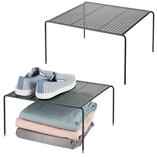 mDesign 2er Set Kleiderschrank Aufbewahrung – praktisches Kleiderschranksystem – Regalsystem aus Metall für das Schlaf-, Badezimmer oder die Küche – schwarz