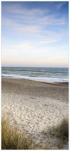 Wallario Selbstklebende Türtapete Strandspaziergang im Urlaub an der Ostsee - Türposter 93 x 205 cm Abwischbar, rückstandsfrei zu entfernen