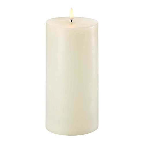 Piffany Copenhagen Uyuni Lighting Pillar LED Kerze 10,1 x 20 cm Echtwachs Ivory - 6 Stunden Timerfunktion - Keine Brandgefahr, Keine Rußbildung und kein Geruch