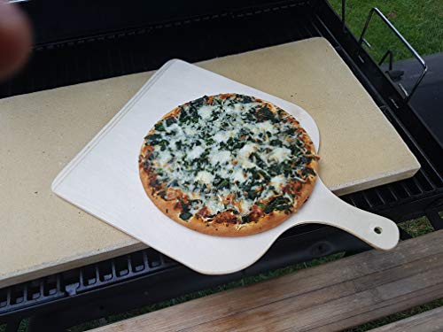 Pizzastein Brotbackstein Backofenplatte versch. Formate mit Holzschieber für Backofen, Grill & Smocker aus massiver Schamotte - Lebensmittelecht Profi-Qualität (Format 60 x 30 x 3,0 cm incl. Schieber)