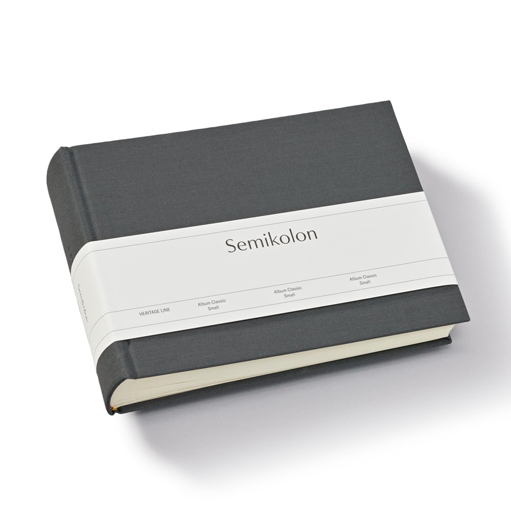 Semikolon 369951 Album Classic Small – 21,5 x 16 cm – 80 Seiten cremefarben, für 10 x 15 Fotos – lava stone grau