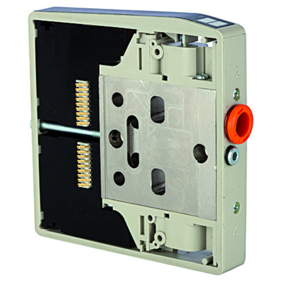 Zwischenplatte für Ventilinsel HDM mit getrennter Zuluft (für Mehrdrucksysteme, 2+4 werden separat belüftet) Temp. -10°C bis 60°C