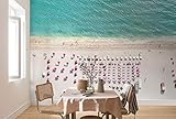 Komar Vlies Fototapete - Pink Umbrella - Größe 400 x 250 cm (Breite x Höhe) - Wand Tapete Strand Meer Wasser Wohnzimmer Schlafzimmer Büro Flur Dekoration Wandbild - P011-VD4