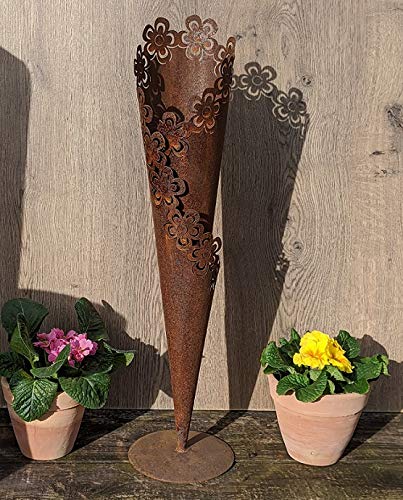 terracotta-toepfe-de Rost Spitztüte Pflanztüte ca. 61 cm auf Platte aus Metall in Edelrost Optik, Pflanzgefäß Blumentopf Rost Deko für Haus und Garten Blumentüte