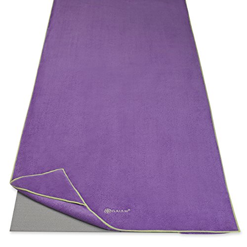 Gaiam Stay Put Yoga-Handtuch Matte Größe Yogamatte Handtuch (passt über Standardgröße Yogamatte – 172 cm L x 61 cm B), Violett
