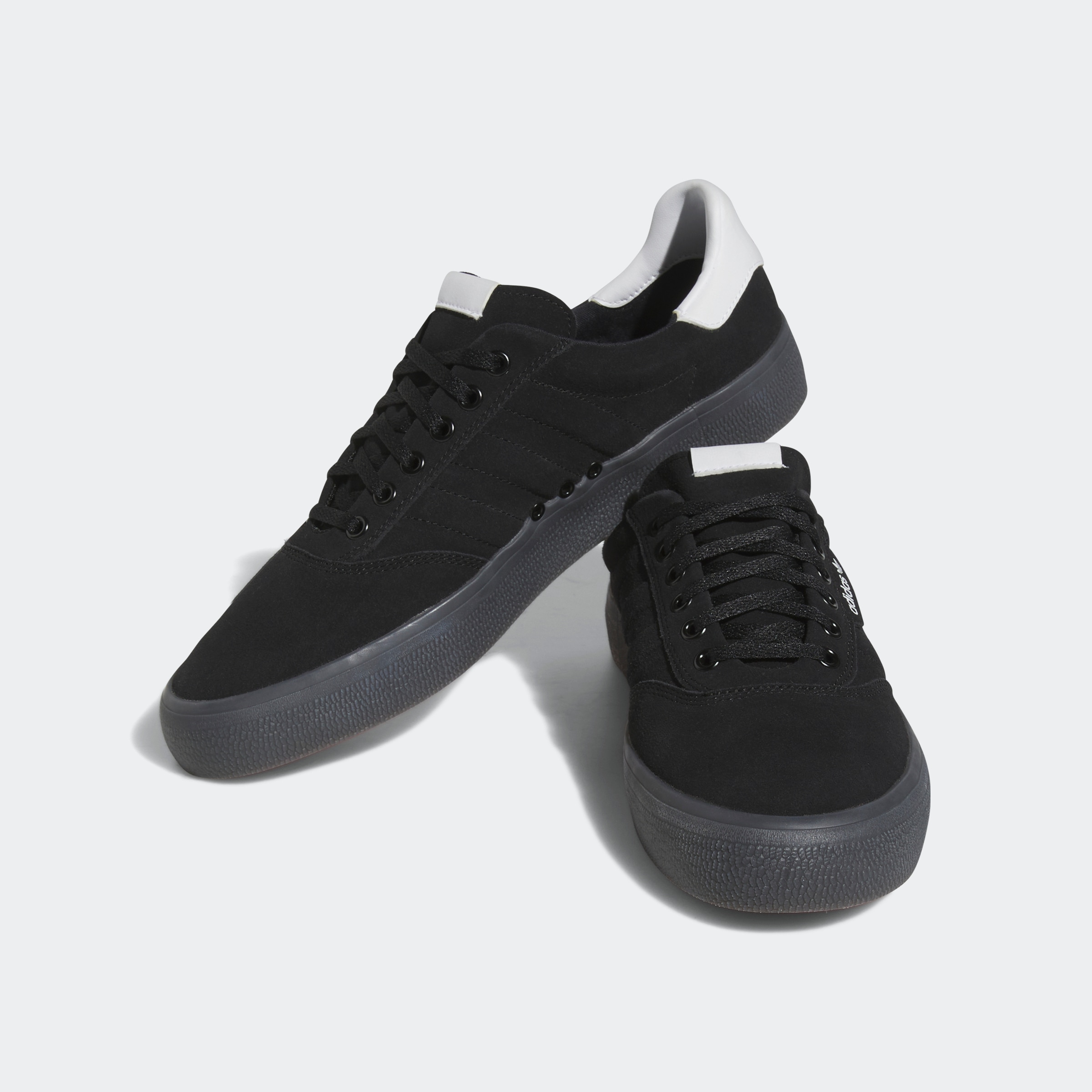 adidas Herren 3MC Sneaker, core Black/FTWR White/Better Scarlet, 44 EU