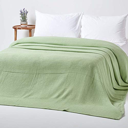 Homescapes Tagesdecke, Bettüberwurf aus 100% Bio-Baumwolle, lindgrün, Piqué-Waffeldecke 230 x 280 cm