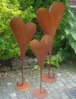 terracotta-toepfe-de Herz 135 cm aus Metall, bepflanzbar in Edelrost Optik, Deko für Garten und Wohnung Valentinstag