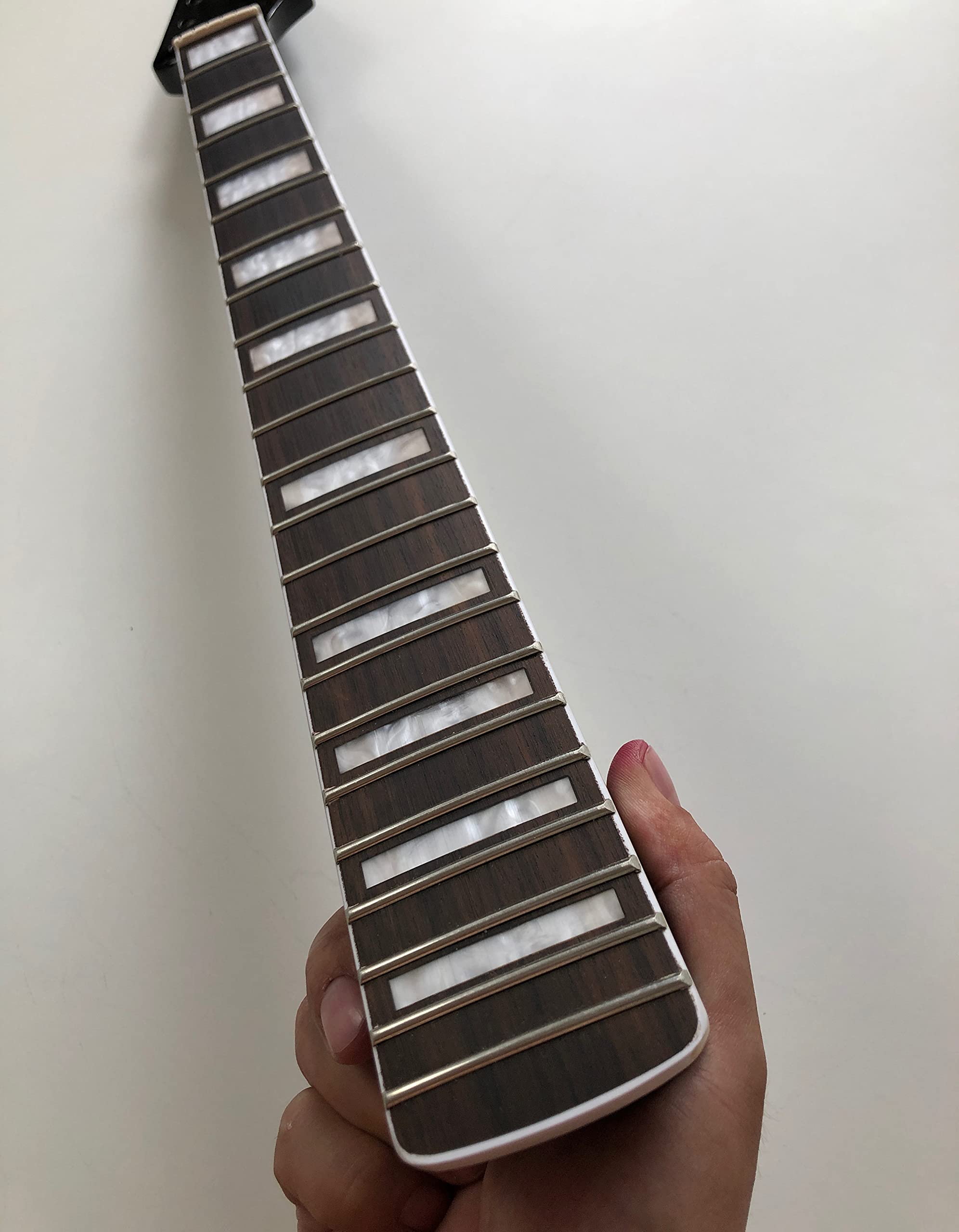 Gitarrenhals, Ahornholz, 22 Bünde, 64,8 cm, Palisander-Griffbrett, Blockeinlage, glänzend
