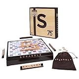 Mattel Games Scrabble Brettspiel – Familienspiel in der Sonderedition zum 75. Jubiläum mit drehbarem Holzbrett und 2 Spielmöglichkeiten für die ganze Familie, HPK86