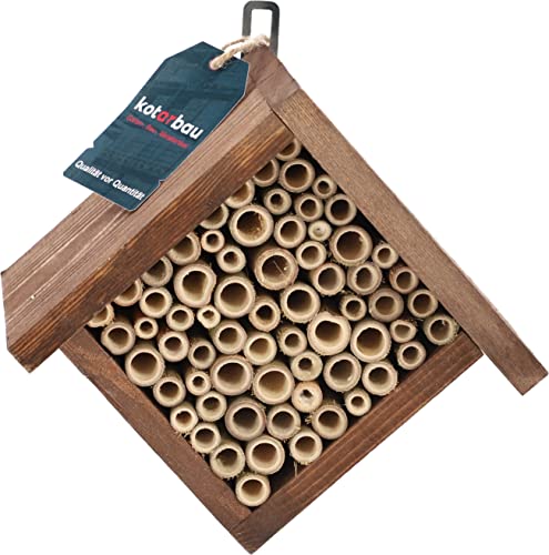 KOTARBAU® Holz Insektenhotel mit Hängefunktion Hervorragend für den Garten Umweltfreundlich Für Bienen Florfliegen Marienkäfer Schmetterlinge Braun