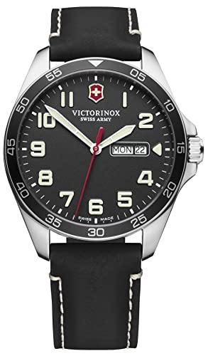 Victorinox Field Watch Herren Uhr analog Quarzwerk mit Leder Armband V241846