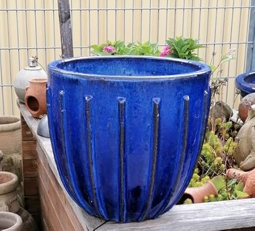 terracotta-toepfe-de NEU !! Winterfester robuster Blumentopf mit Streifendesign ca.32 cm Durchmesser, blau glasiert, Steingut Garten Deko Blumenkübel Pflanztopf