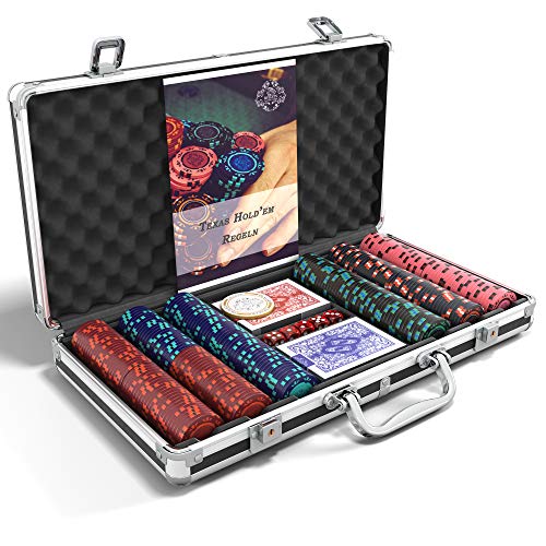 Bullets Playing Cards - Pokerkoffer Corrado Deluxe Pokerset mit 300 Clay Pokerchips ohne Werte, Poker-Anleitung, Dealer Button und Bullets Plastik Pokerkarten