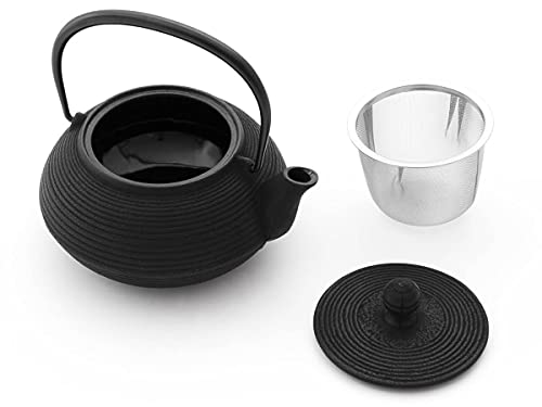 Japanische Teekanne Gusseisen SENBIKI von IWACHU, schwarz, 0,65 Liter, mit Edelstahl-Sieb. Innen emailliert, für alle Tee-Sorten geeignet