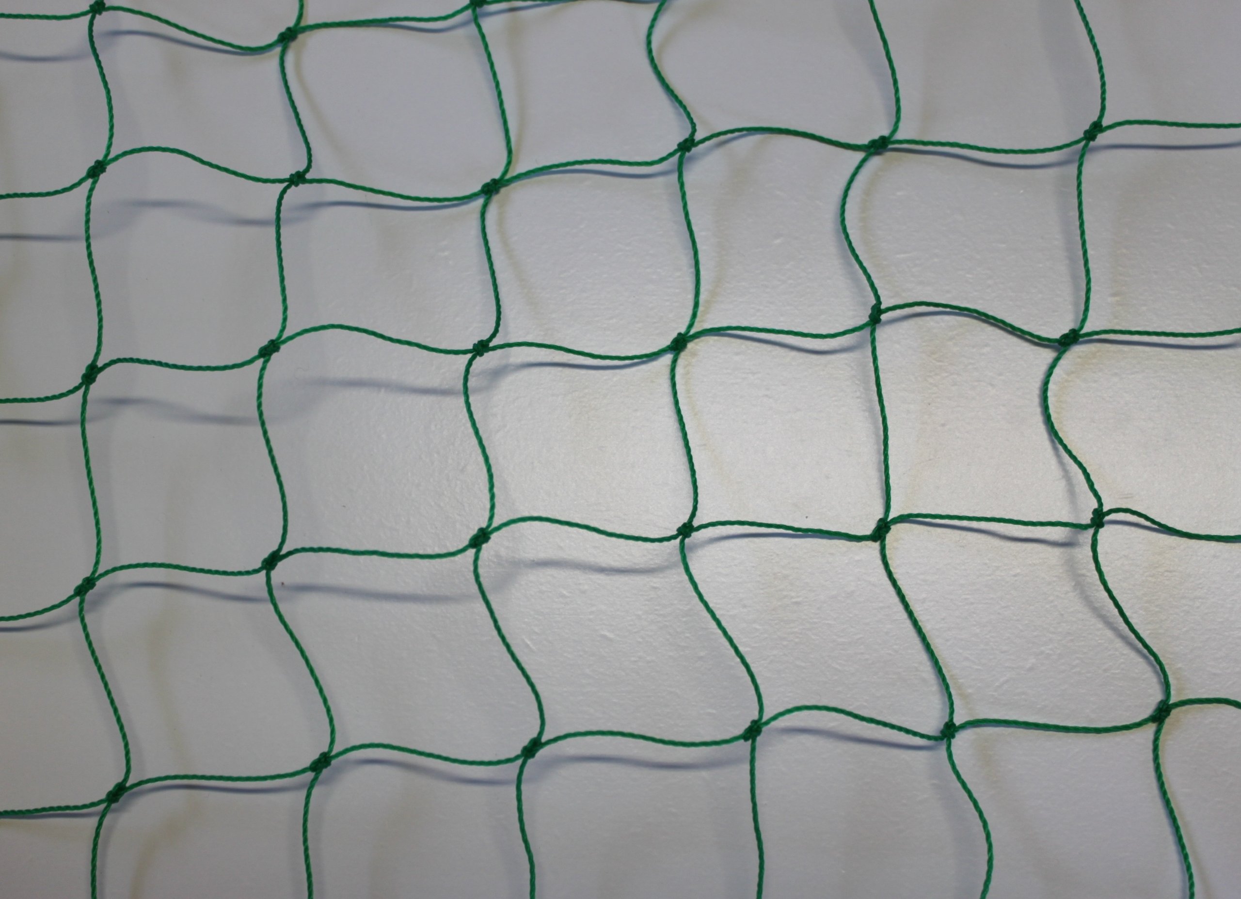 Pieloba Ballfangnetz - Ballnetz - Netz - grün - Masche 5 cm - Stärke: 1,2 mm - Größe: 3,00 m x 25 m