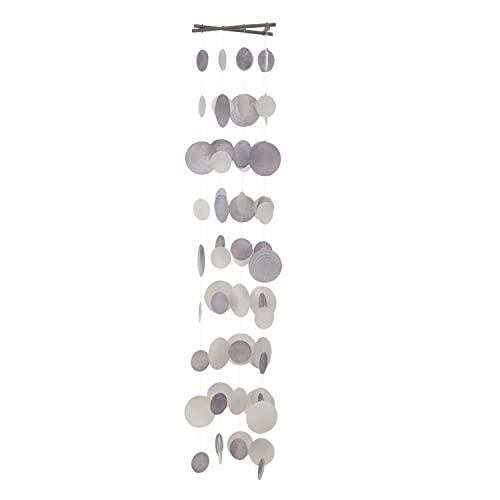 Tolles Muschel Windspiel Capiz aus hochwertigem Perlmutt. Modell: PEPA GRAU Rund, 100 cm Länge und 20 cm Durchmesser, Design in Grautönen mit Muster, Material Perlmutt