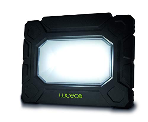 Luceco LED Arbeitsleuchte 50 Watt, 5200 Lumen Arbeitslicht mit Steckdosen, Scheinwerfer IP54 Wasserfeste