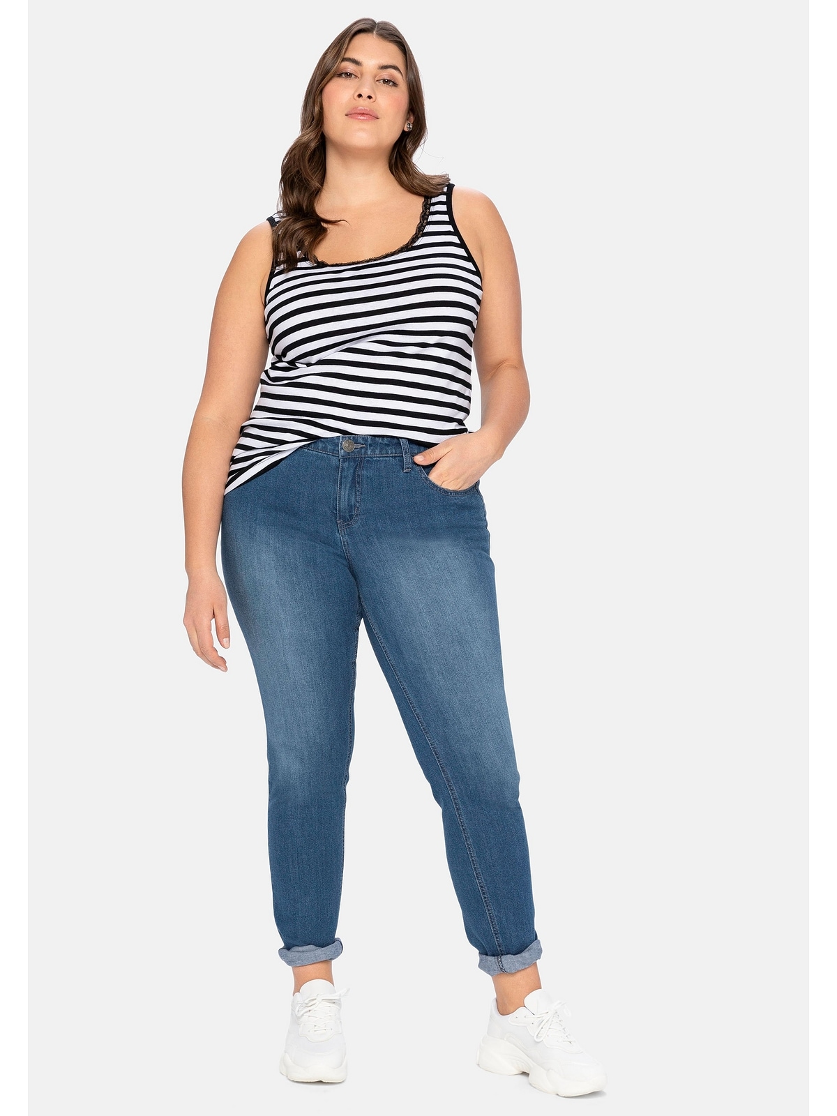 Sheego Stretch-Jeans, in schmaler Form