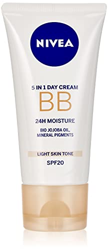 NIVEA BB Cream Light 3er Pack (3 x 50 ml) 5 in 1 Feuchtigkeitspflege mit Bio Jojobaöl und Mineralien, 24h Wirksamkeit, LSF 20
