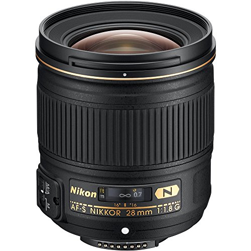 Nikon AF-S Nikkor 28mm 1:1,8G Objektiv inkl. HB-64 und CL-0915