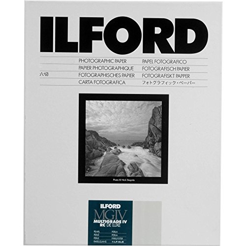 Ilford Multigrade IV Deluxe Schwarz-Weiß-Positivpapier, 18 x 24 cm, 25 Blatt, 44M