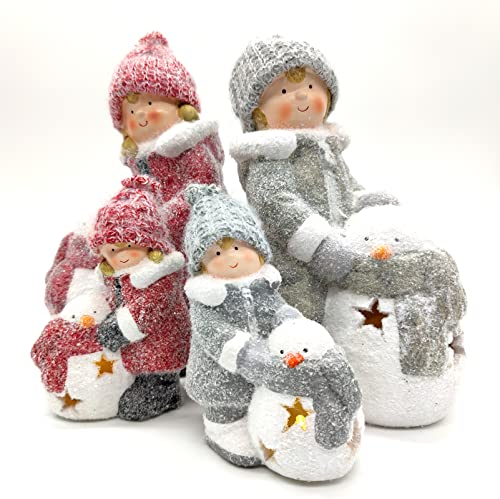DARO DEKO Winterkinder Mädchen und Jungen mit LED Schneemännern 16cm und 27cm Dekofigur Weihnachtsdeko
