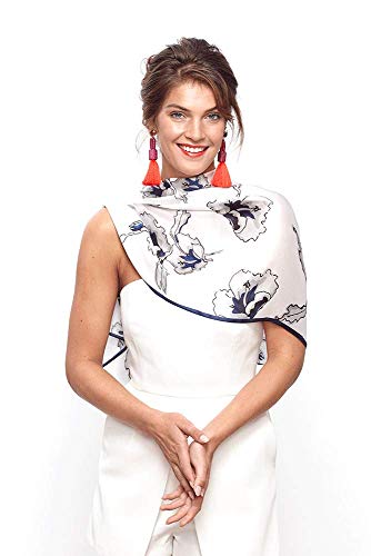 Modassori Damen-Mode Schal, Artikelname Lily Blue, 100% Mulberry Seide Blau Weiß Lilien-Muster Kollektion Frühjahr Sommer 2023