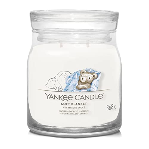 Yankee Candle Signature Duftkerze | Weiche Decke, mittlere Glaskerze mit Doppeldochten, Sojawachs-Mischung, lange brennende Kerze, perfektes Geschenk für Frauen