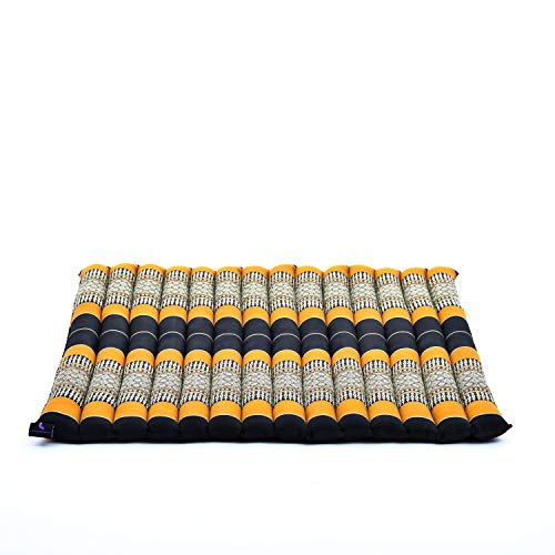 Leewadee Zabuton Rollbare Meditations-Matte Tragbare Sitzmatte Ökologisches Naturprodukt, Kapok, 70 x 70 cm, schwarz orange