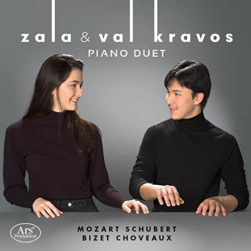 Piano Four Hands - Werke von Mozart, Schubert, Bizet & Choveaux