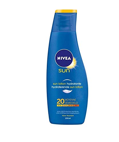 Nivea Sun Feuchtigkeitsspendende Sonnenmilch F20-3er Pack (3 x 200 ml)