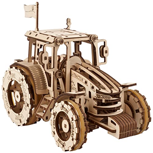 UGEARS Der Traktor Siegt Modellbau Holz - Mächtiger Federbetriebener Traktor 3D Puzzle mit Faltbarem Papiertank - 3D Holzpuzzle Erwachsene und Kinder - Modellbausatz Traktor Holzbausatz zum Bauen