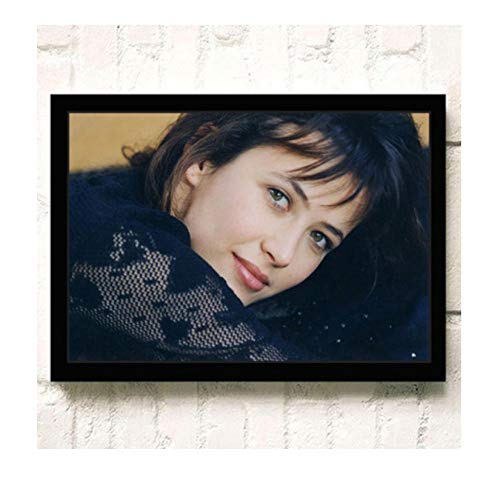 ZOEOPR Plakate und Drucke Französische Göttin Sophie Marceau Star Poster Kunst Gemälde Poster Leinwand Malerei Wohnkultur 50 * 70Cm No Frame