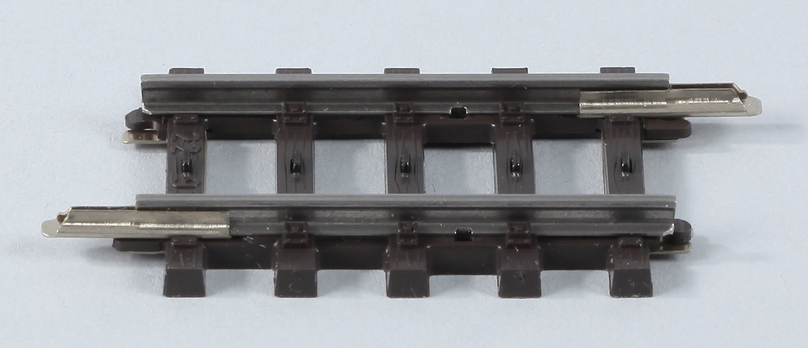 Märklin 2293 - Gleis ger. 41,3 mm, Inhalt 10 Stück